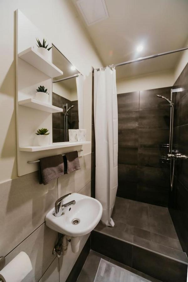 Smallest Apartment In The Center Of Rīga Exterior foto